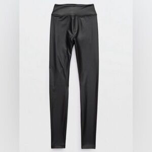 Aerie OFFLINE Real Me Faux Leather Leggings NWT Size Small Black High Rise